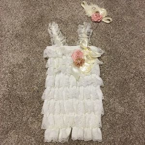 Baby romper with matching bow